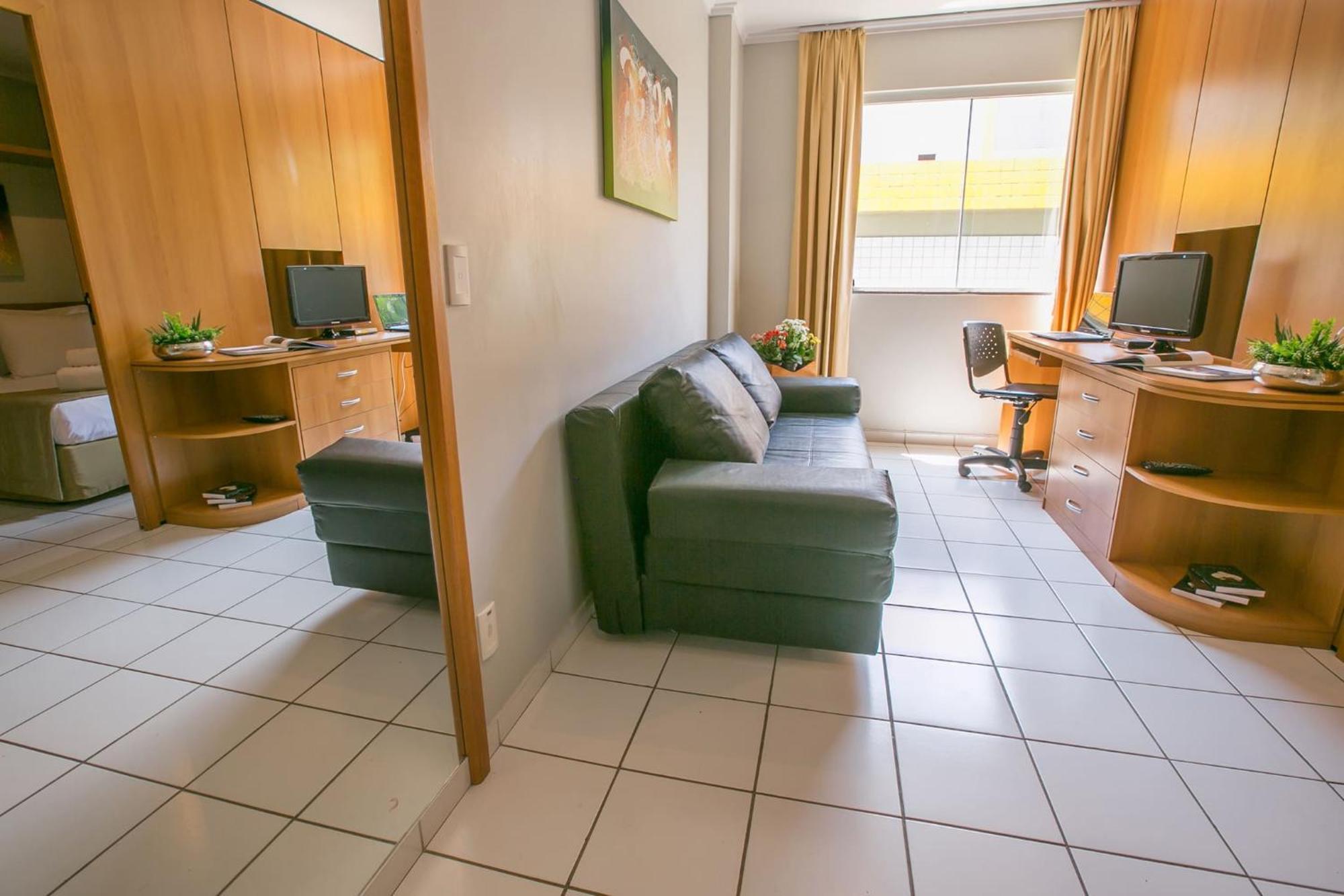 Multiparque Hplus Long Hotel